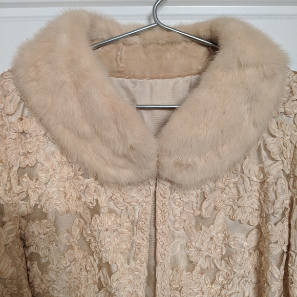 Vintage Jacket with Fur Collar - Picture 3 of 8